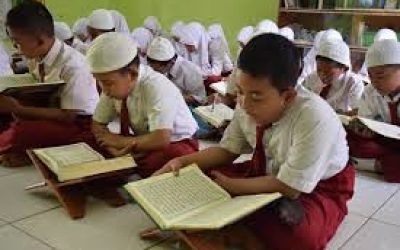 Pemkot Surabaya Buka Beasiswa Penghafal Kitab Suci