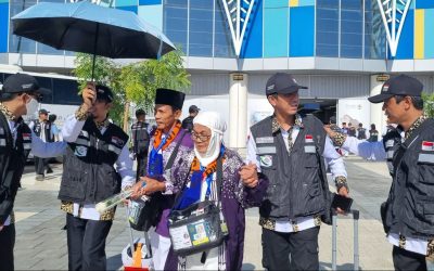 393 Jemaah Haji Indonesia Kloter Pertama Tiba di Madinah