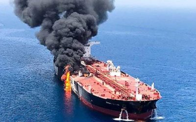 Kapal Tanker yang meledak di Perairan Hong Kong. (Foto: VOI)