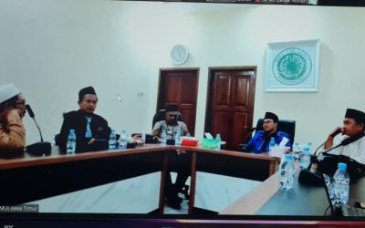 Rapat Komisi Fatwa MUI Jatim menanggapi heboh pernikahan beda agama. (Foto: Infokom MUI Jatim)