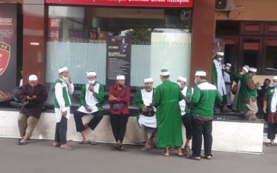 18 anggota Khilafatul Muslimin Surabaya Raya diperiksa secara bergilir di Polda Jatim.