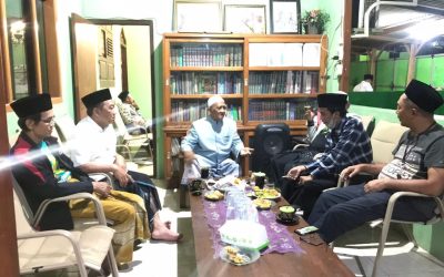 KH Abdul Matin Jawahir, tuan rumah saat Koordinasi Panitia Rapat Pleno PWNU Jawa Timur dan Musyawarah Alim Ulama di Ponpes Sunan Bejagung Semanding, Tuban. (Foto: MediaCenter NU Jatim)