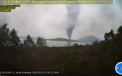 Ilustrasi Gunung Anak Krakatau Erupsi (Foto: dok. PVMBG)