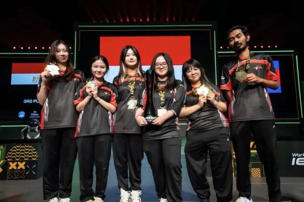 Timnas MLBB Putri Indonesia sabet emas Kejuaraan Dunia IESF 2024 (Foto: PB ESI)