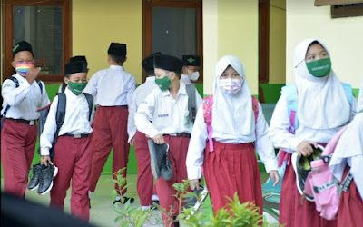 sekolah semarang